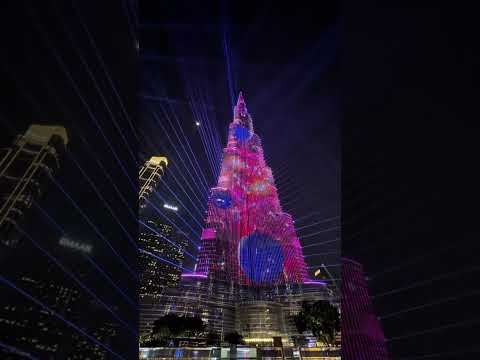 Этот момент у Бурдж-Халифы я не забуду… #shorts #dubai #burjkhalifa Этот момент у Бурдж-Халифы я не забуду… #shorts #dubai #burjkhalifa
